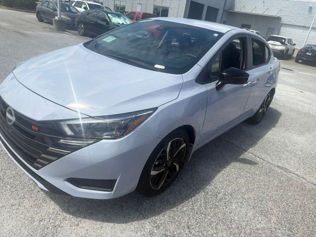 2025 Nissan Versa 1.6 SR