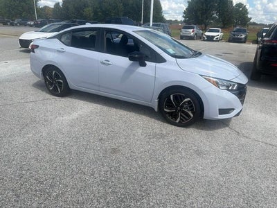2025 Nissan Versa 1.6 SR