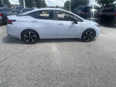 2025 Nissan Versa 1.6 SR