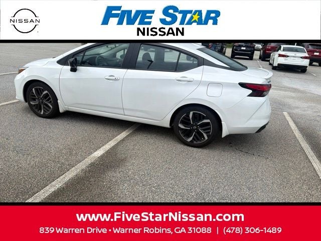 2025 Nissan Versa 1.6 SR
