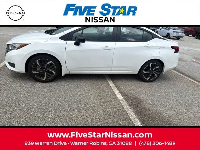 2025 Nissan Versa 1.6 SR