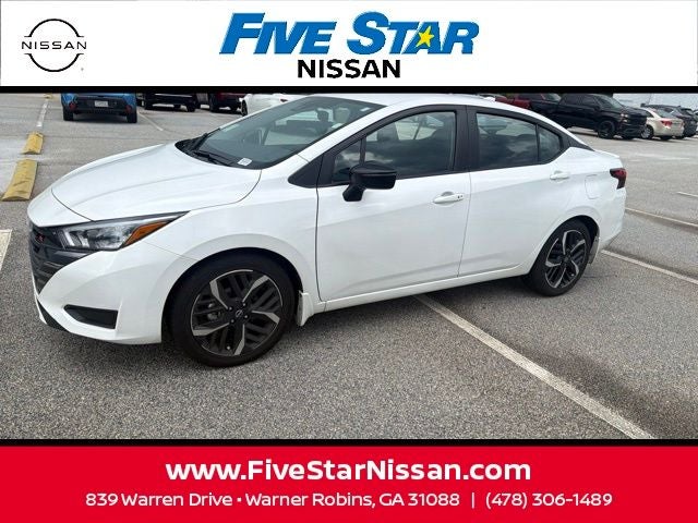 2025 Nissan Versa 1.6 SR