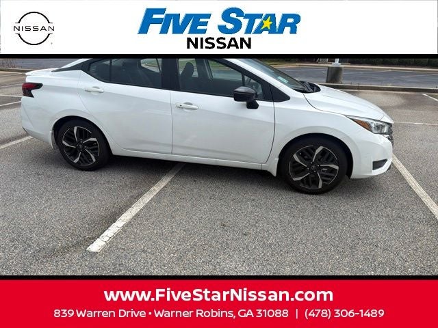 2025 Nissan Versa 1.6 SR