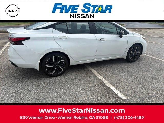 2025 Nissan Versa 1.6 SR