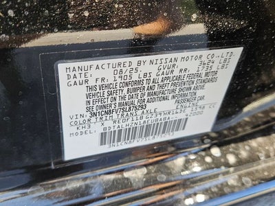 2025 Nissan Versa 1.6 SR