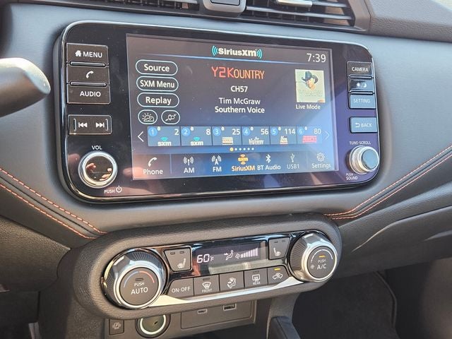 2025 Nissan Versa 1.6 SR