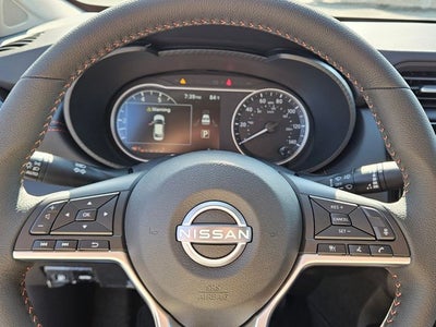 2025 Nissan Versa 1.6 SR