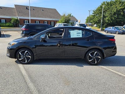 2025 Nissan Versa 1.6 SR