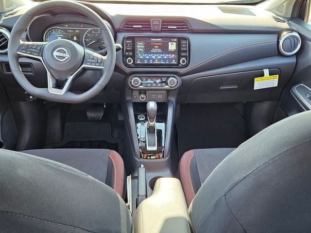 2025 Nissan Versa 1.6 SR