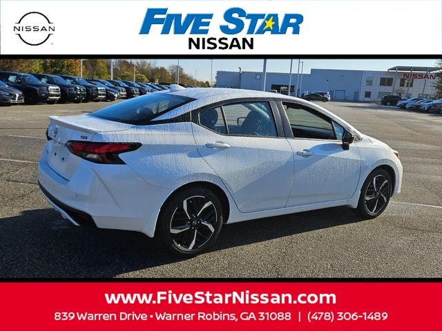 2025 Nissan Versa 1.6 SR