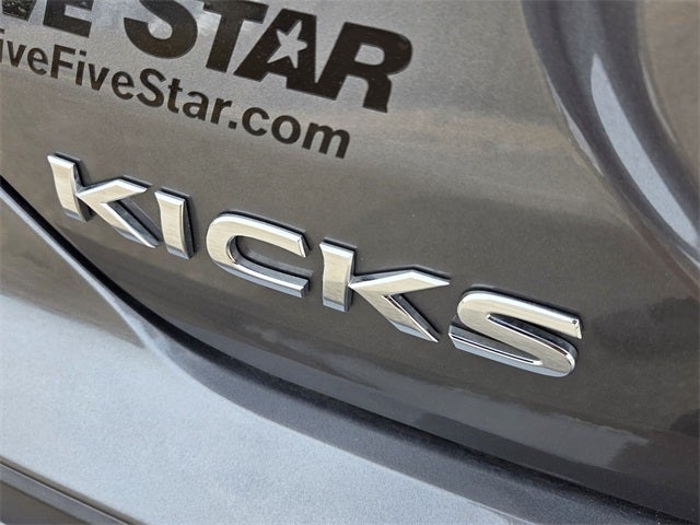 2025 Nissan Kicks Play S