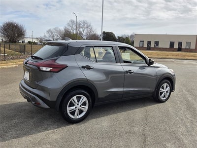 2025 Nissan Kicks Play S