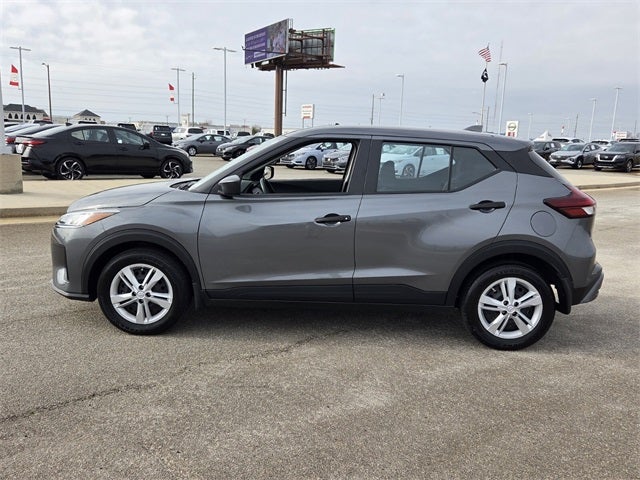 2025 Nissan Kicks Play S