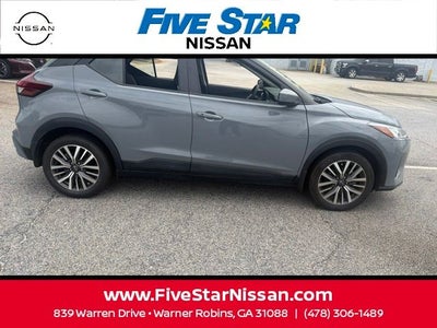 2023 Nissan Kicks SV
