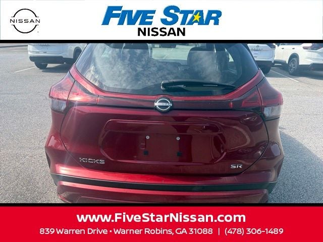 2023 Nissan Kicks SR
