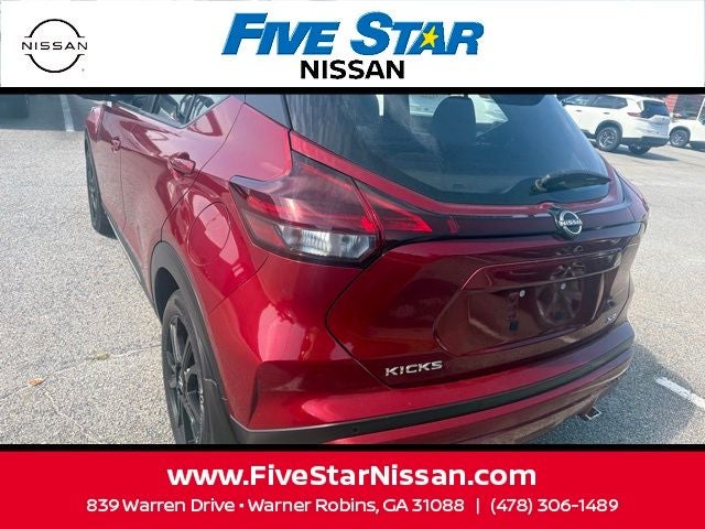 2023 Nissan Kicks SR