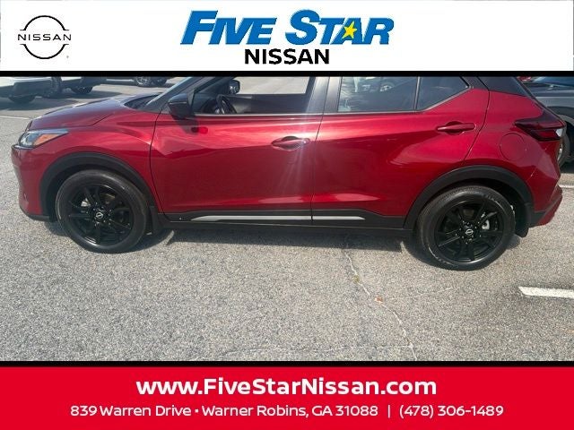 2023 Nissan Kicks SR