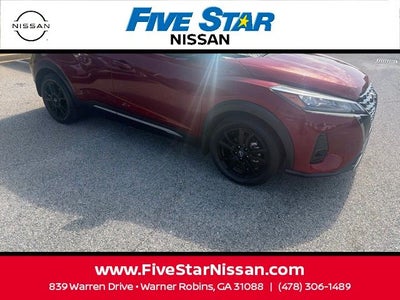 2023 Nissan Kicks SR