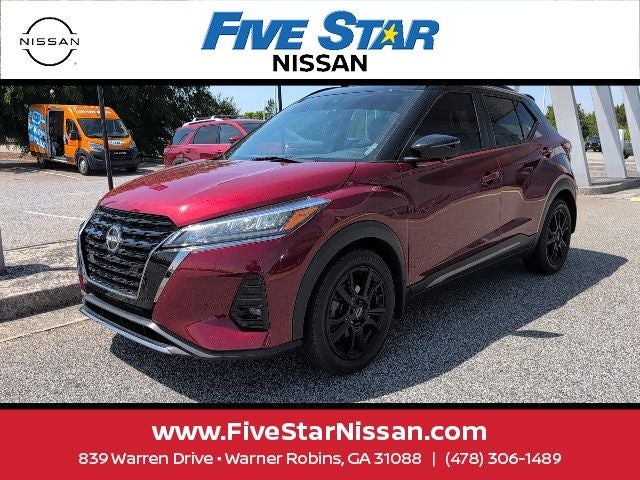 2023 Nissan Kicks SR