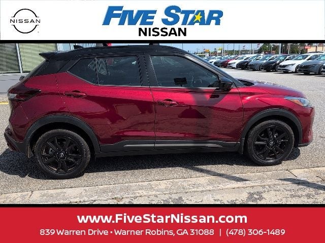 2023 Nissan Kicks SR