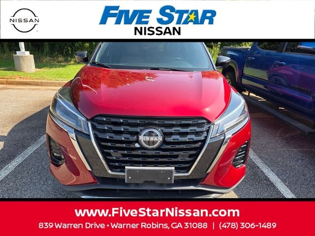 2023 Nissan Kicks SR