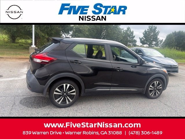 2020 Nissan Kicks SR