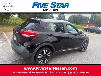 2020 Nissan Kicks SR