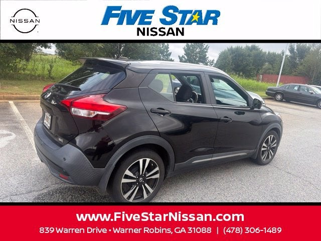 2020 Nissan Kicks SR