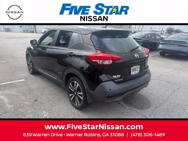 2020 Nissan Kicks SR