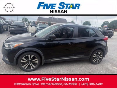 2020 Nissan Kicks SR