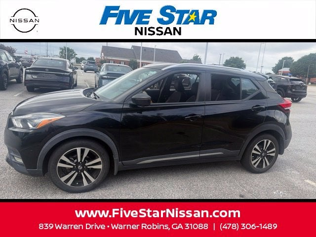 2020 Nissan Kicks SR