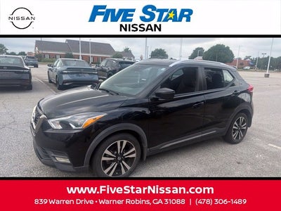 2020 Nissan Kicks SR