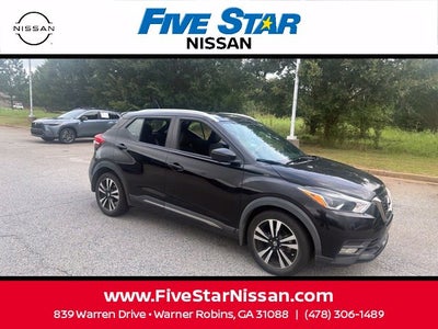 2020 Nissan Kicks SR