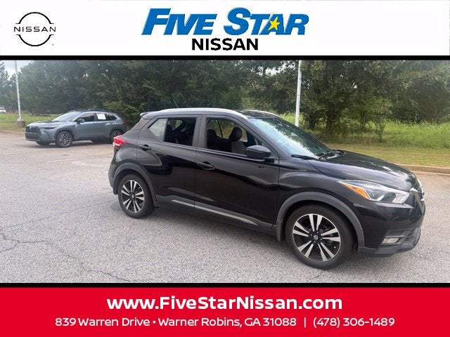 2020 Nissan Kicks SR