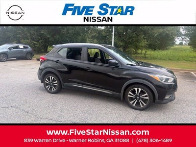 2020 Nissan Kicks SR