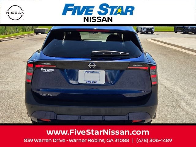 2025 Nissan Kicks SV