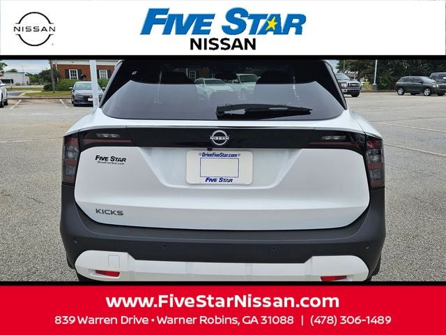 2026 Nissan Kicks SV