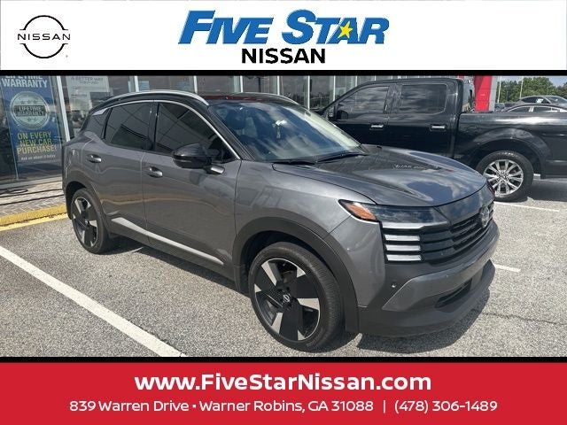2025 Nissan Kicks SR