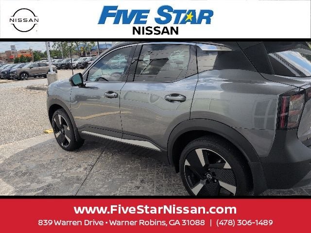2025 Nissan Kicks SR