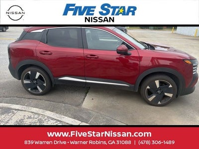 2025 Nissan Kicks SR