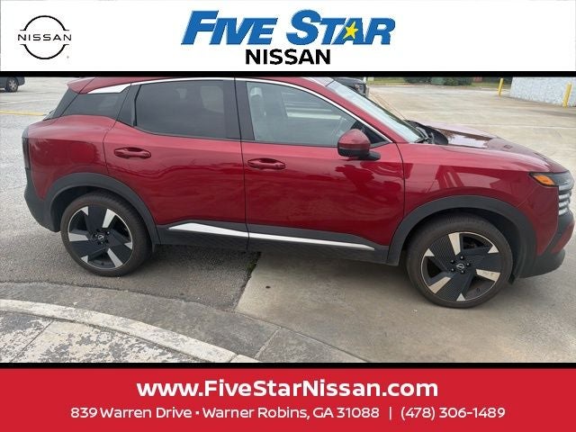 2025 Nissan Kicks SR