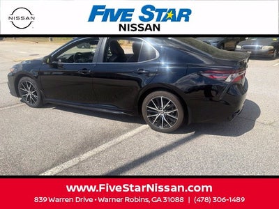 2024 Toyota Camry SE
