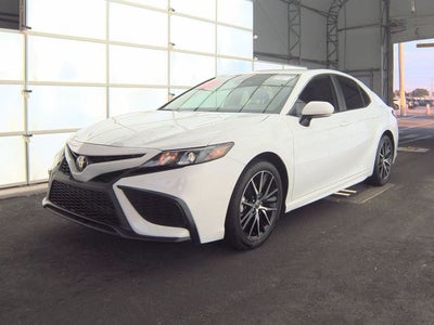 2024 Toyota Camry SE