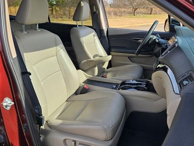 2019 Honda Pilot Touring 8 Passenger