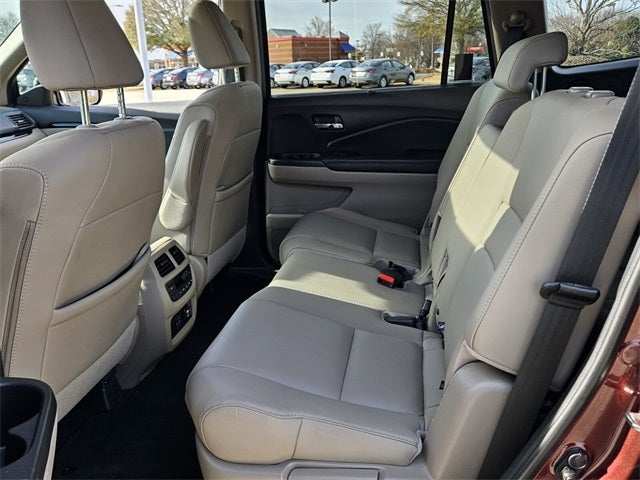2019 Honda Pilot Touring 8 Passenger