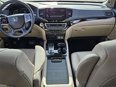2019 Honda Pilot Touring 8 Passenger