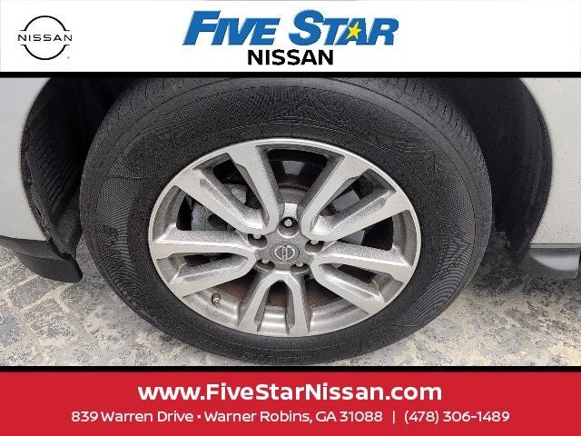 2015 Nissan Pathfinder SV