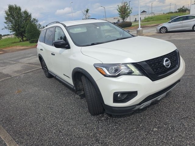 2020 Nissan Pathfinder SV