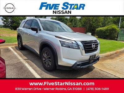 2024 Nissan Pathfinder S