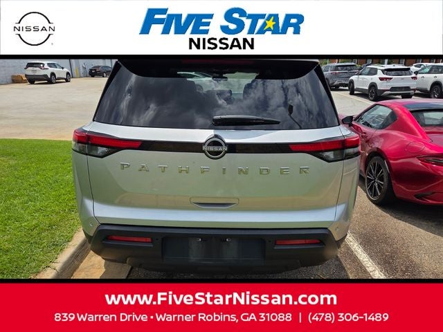 2024 Nissan Pathfinder S